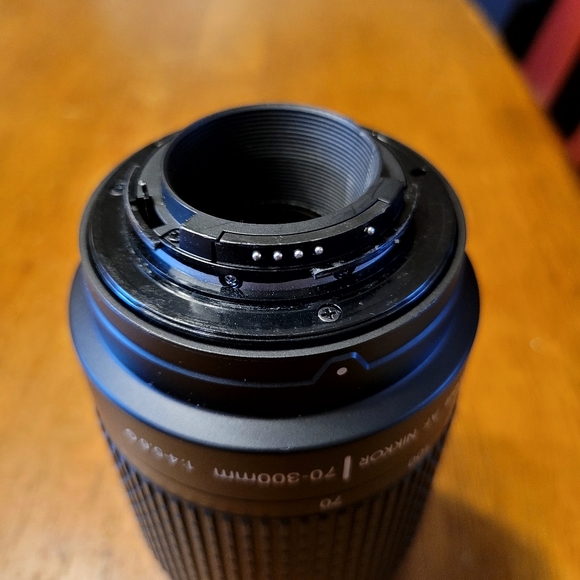 Nikon AF Nikkor manual lens - Picture 4 of 6